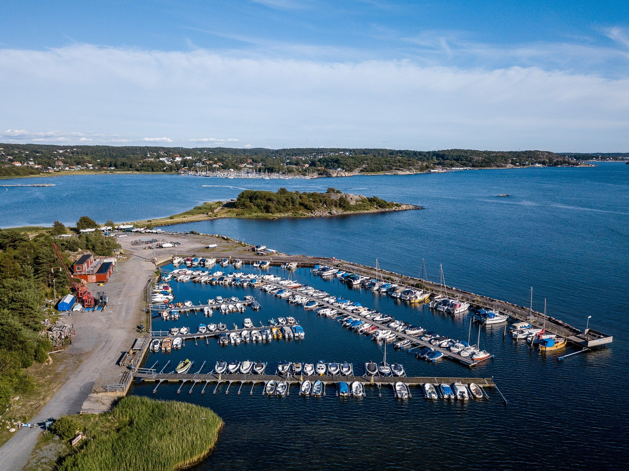 Båthamnen, här kan man hyra en båtplats