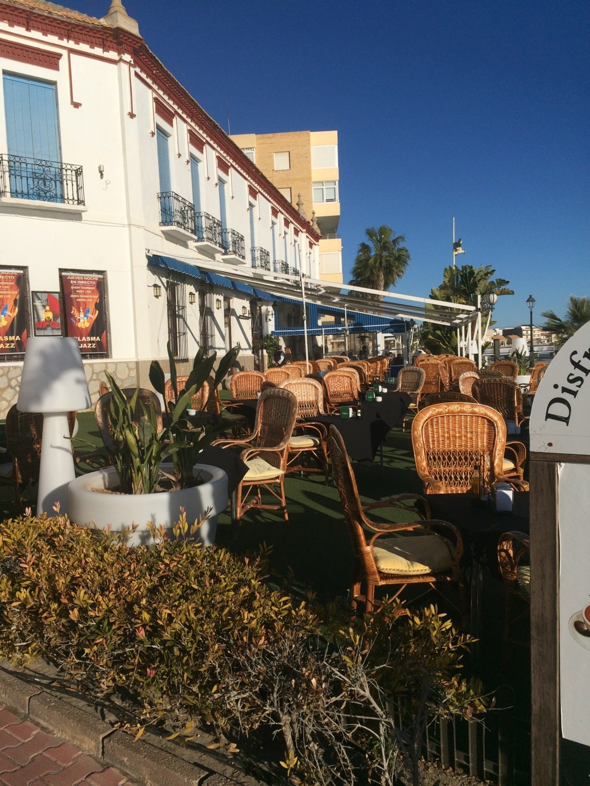 Populär rastaurant i Los Alcazares