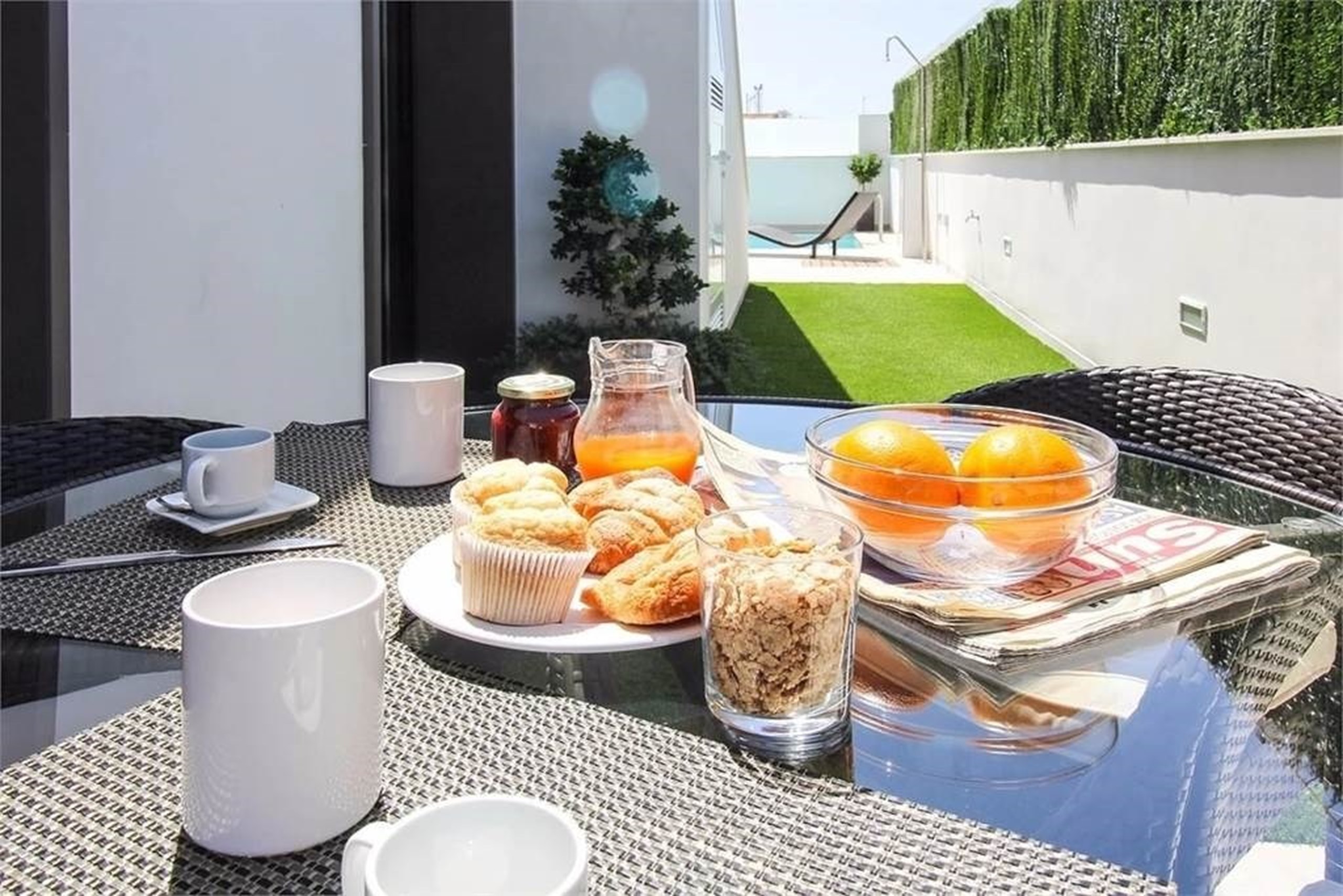 Frukost i solen