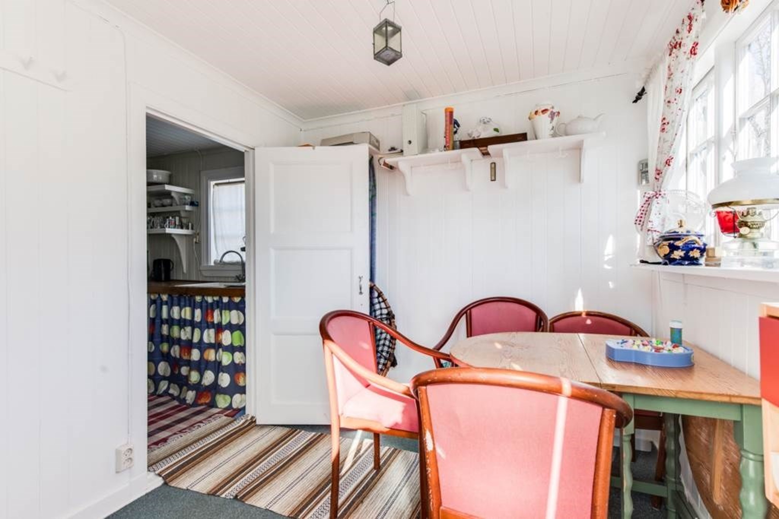 Mot köket