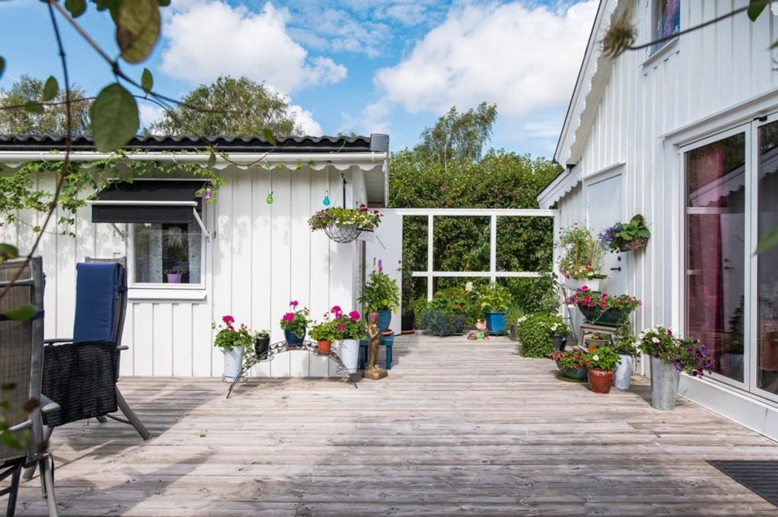 Altan med skyddat västerläge
