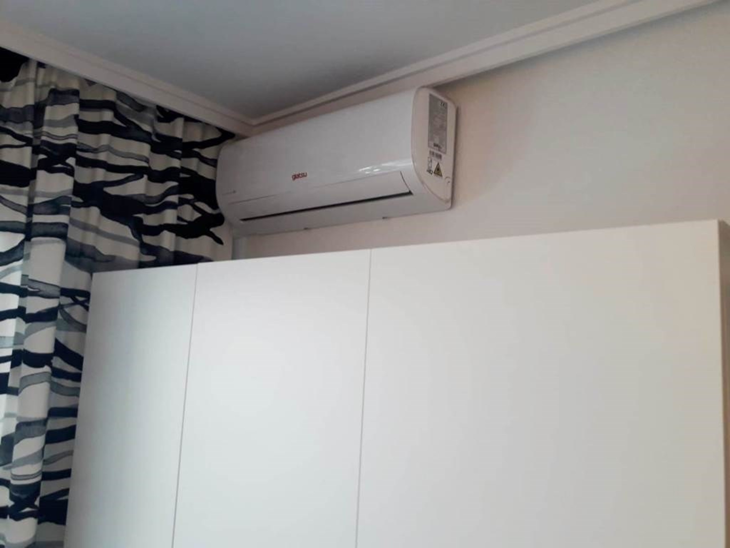 AC
