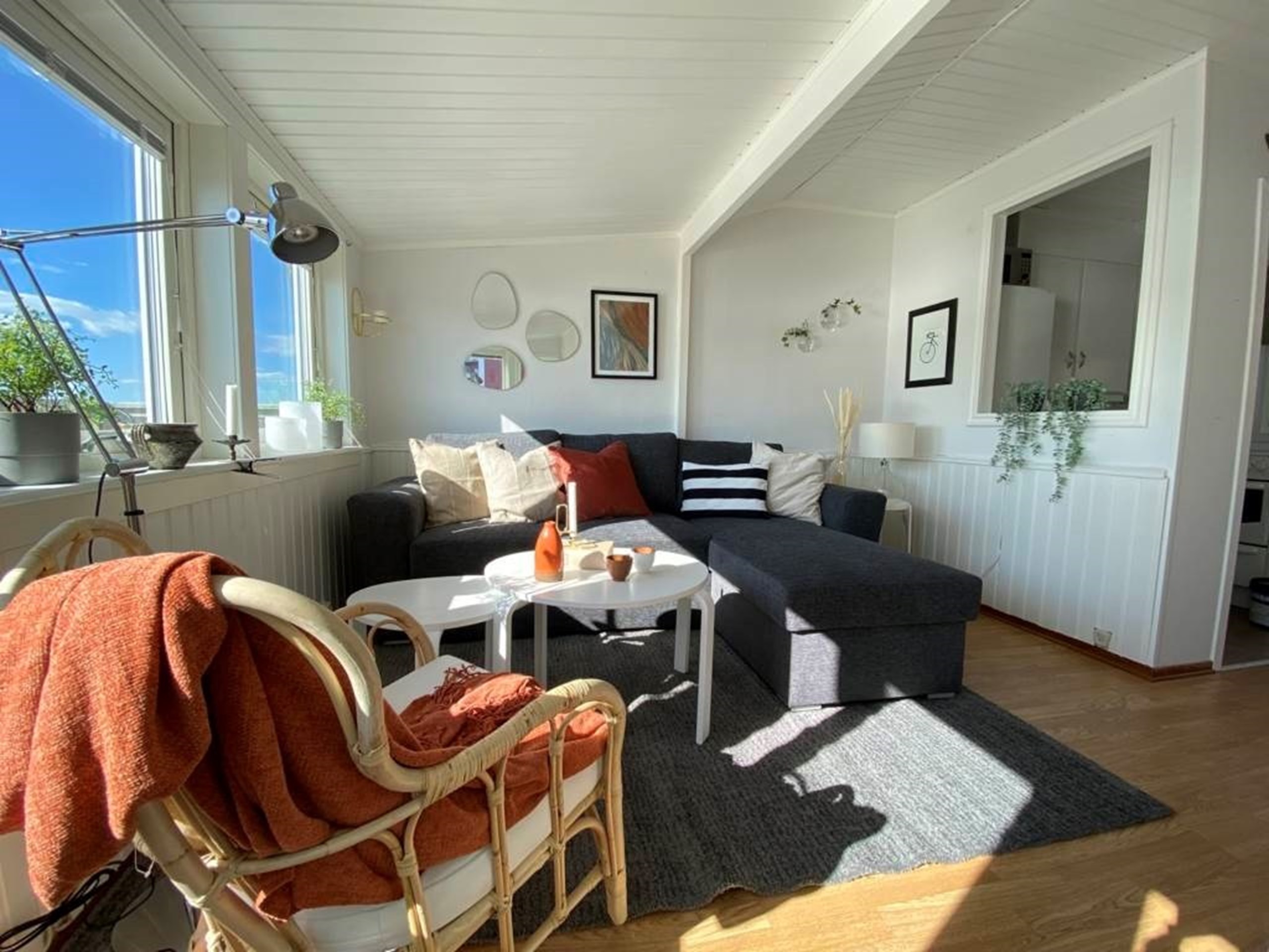 Allrum med fantastiskt ljusinsläpp